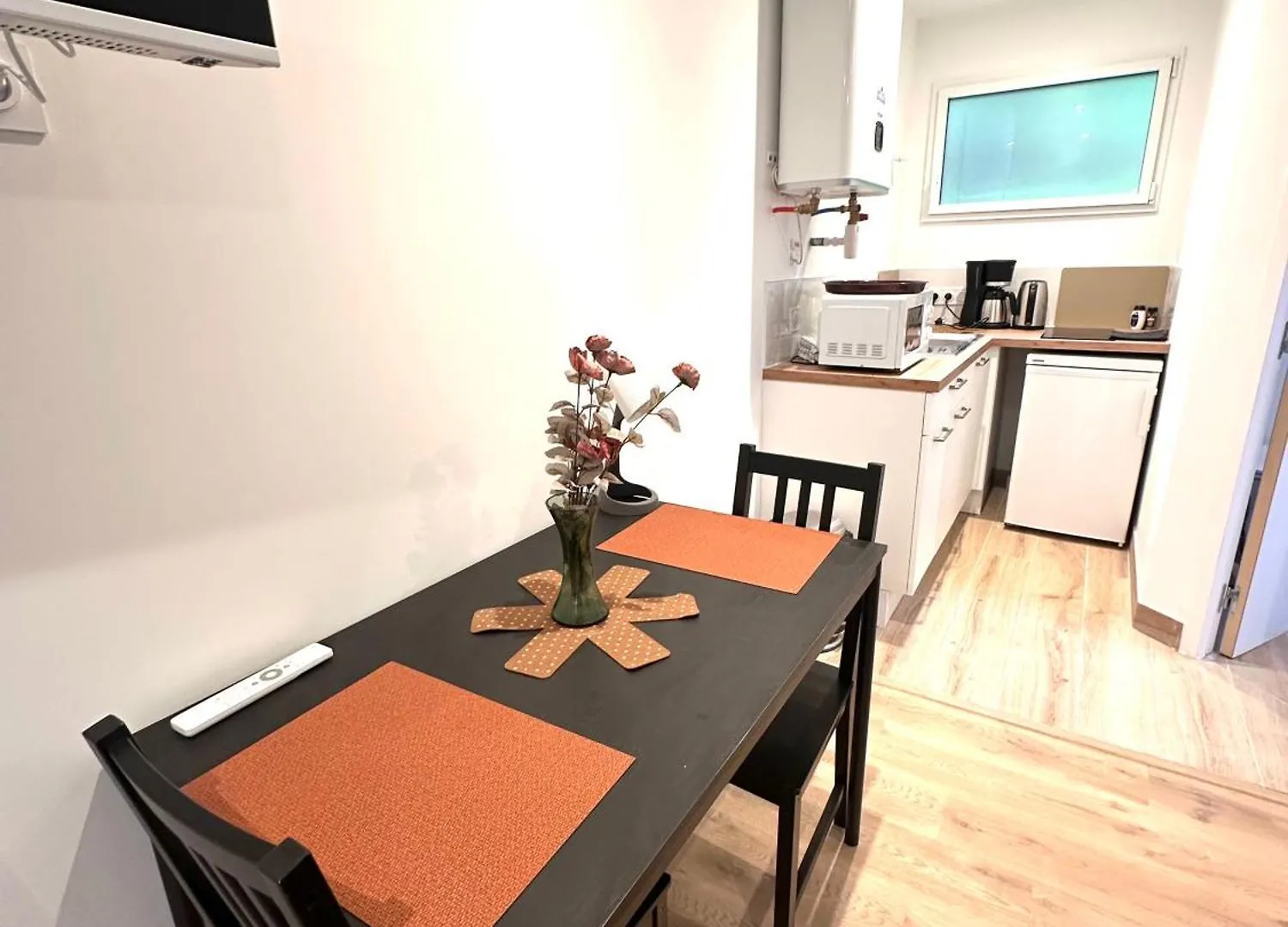 Apartment Refuge Des Voyageurs - Studio Neuf - Ancrage Independant Rez De Jardin Plouedern France